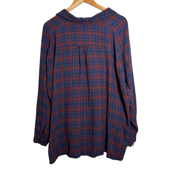 Urban Outfitters BDG Plaid Button Down Shirt Small Blue Red Worn-In Distressed - Picture 2 of 6